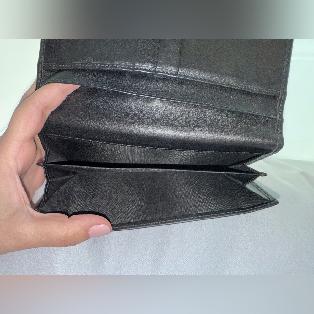 100% Authentic Gucci GG Black Leather Long Bi-Fold Wallet - Picture 7 of 13